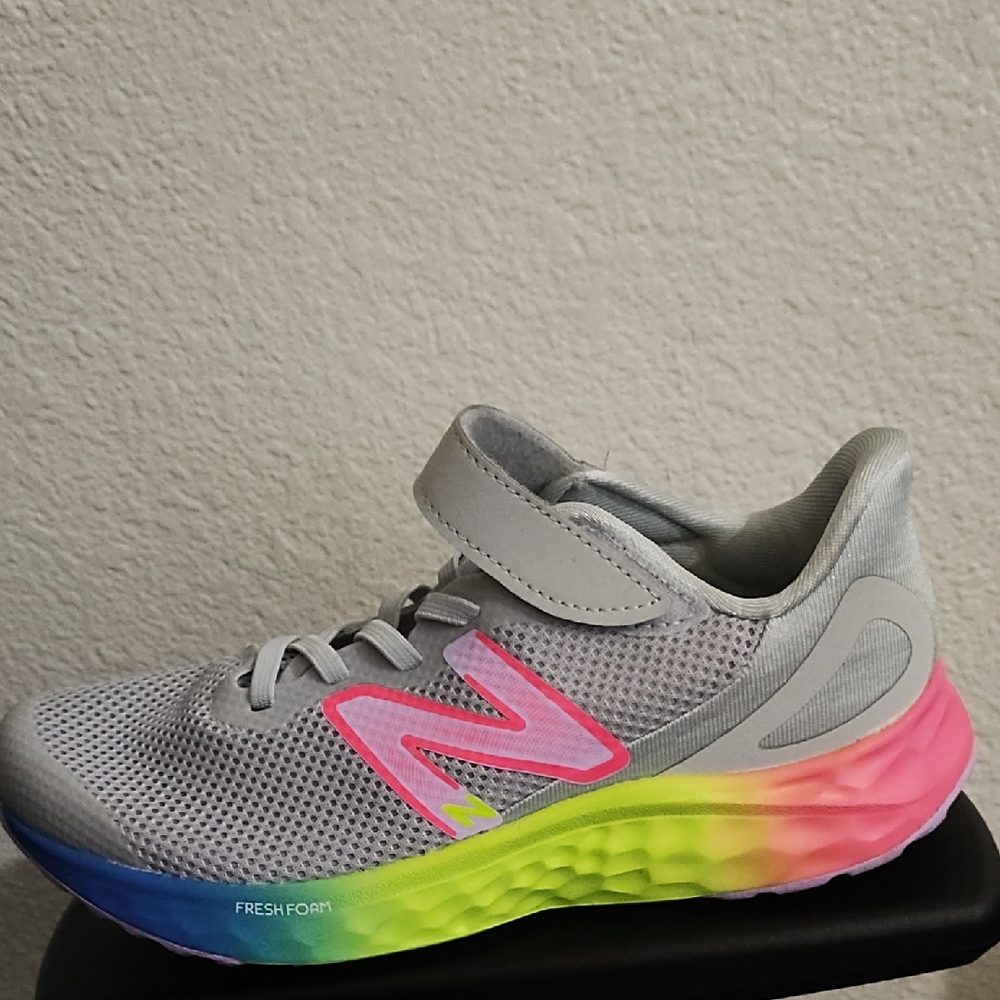 New Balance Gray and Pink Sneakers with Breathable Mesh